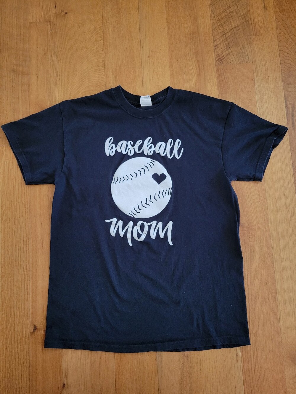 Size medium baseball mom t-shirt